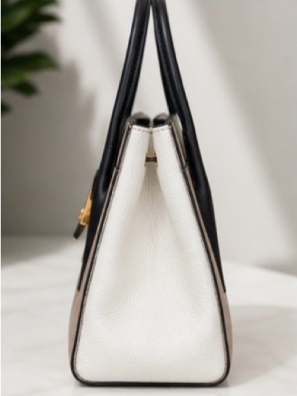 Structured Two-Tone Beige and Black Satchel Handbag - Picture 3 of 6